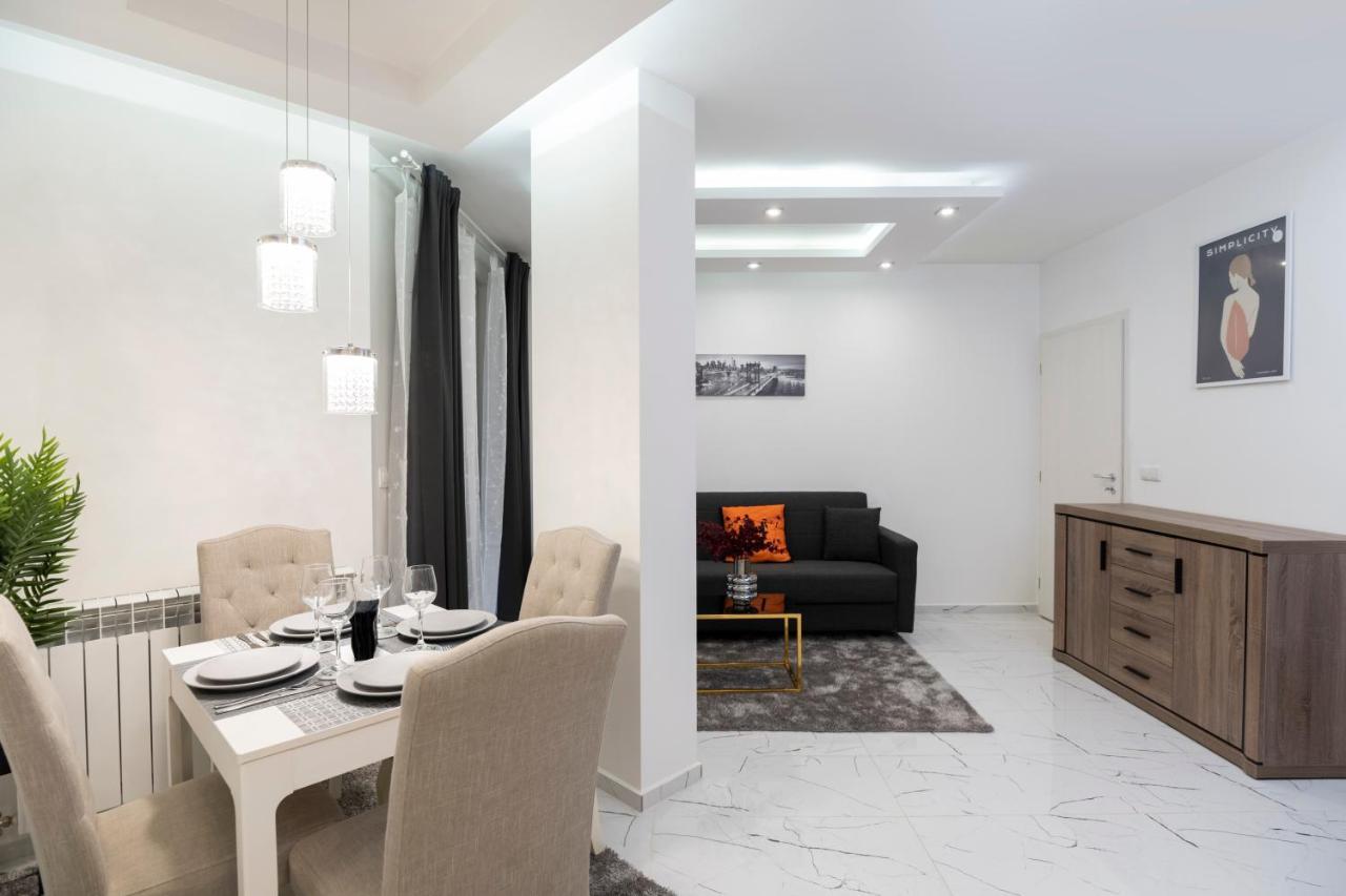 Top Central Luxury Apartment & Free Parking Sofia Exterior photo